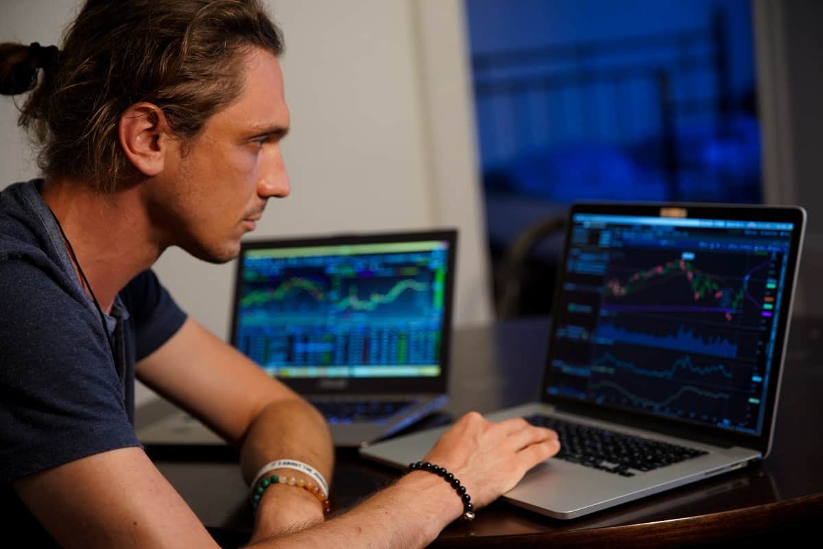 What is Forex Trading and How Does it Work? • Ultimate Guide