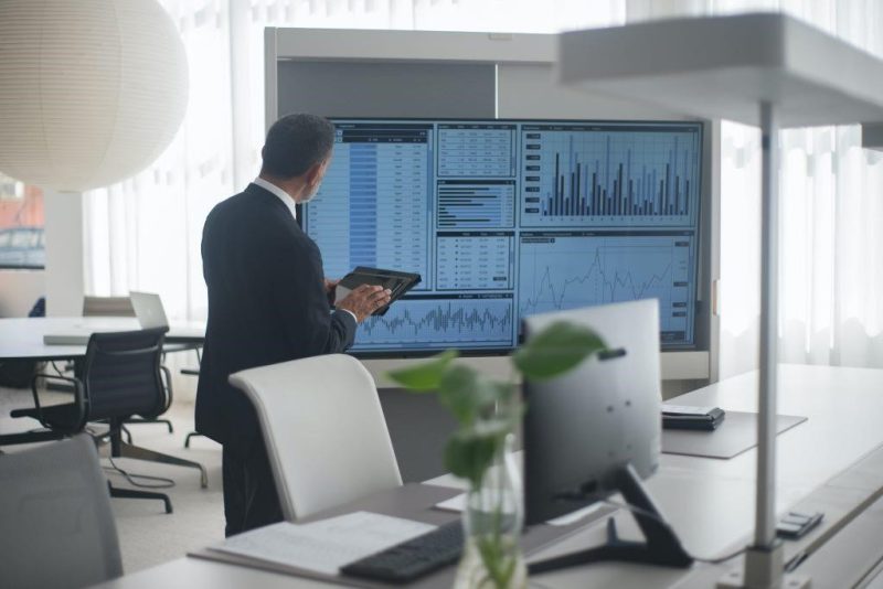 Different Trading Strategies in Power Hour Stocks